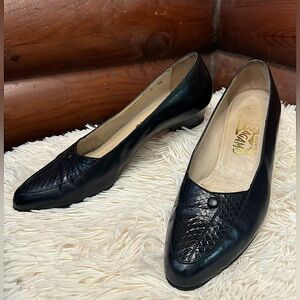 Salvatore Ferragamo Vintage Snakeskin Black Kitten Heel Pump Loafer